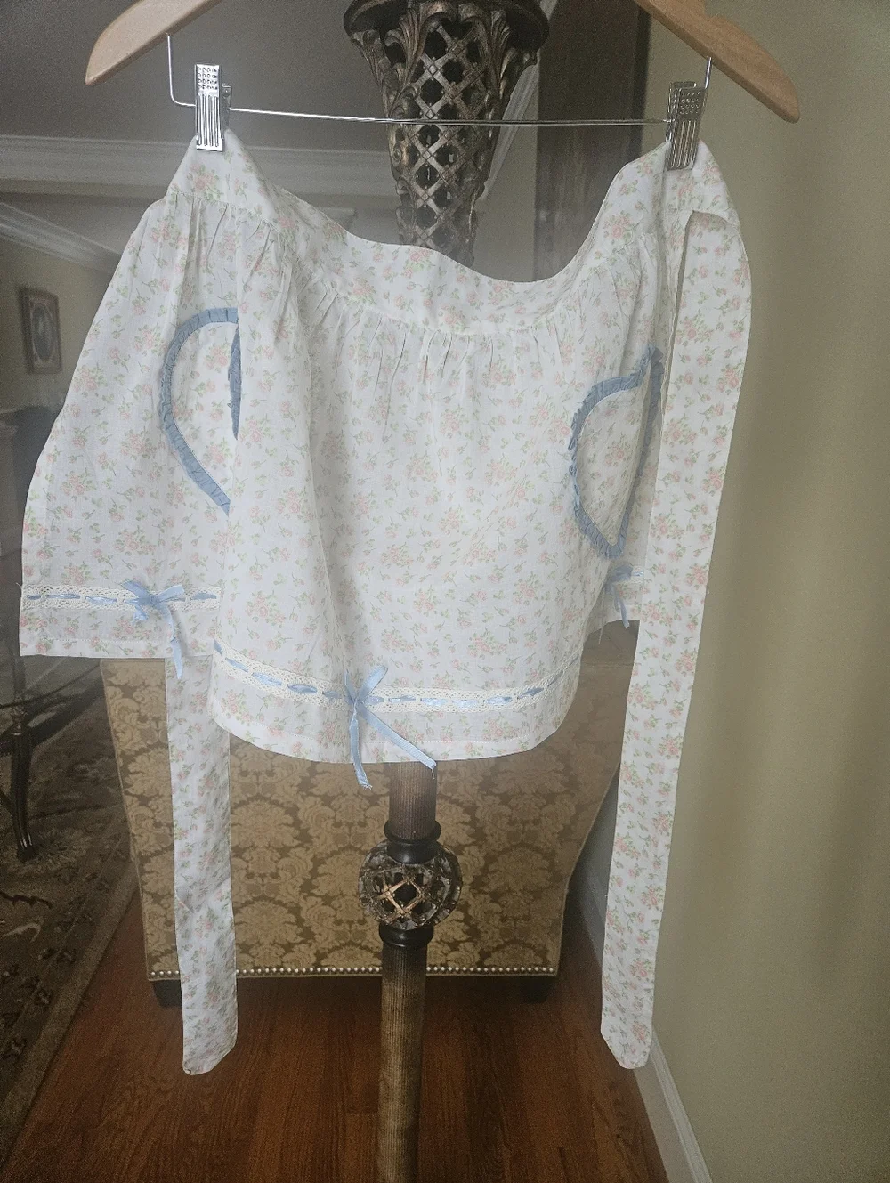 NWOT Urban Outfitters White Apron with Pink and Green Floral Print